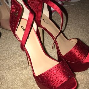 Gorgeous red heels perfect for Christmas!